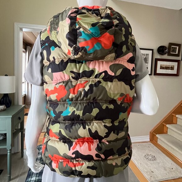 Marc Cain Reversible Down Vest - size N4 / Medium - Picture 10 of 16